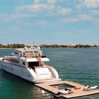 305waves's tweet photo. Make your dreams come true in this luxury yacht of 103ft, you won't regret anything that can happen here 😜
.
.
.
#miami #miamibeach #hollywood #boatrentals #rentboat #bachelorette #birthdays #girls #bikinigirl #guys #boating #beers #beachlife #beachvibes #weekdays #weekend https://t.co/8rAcaYToQ4