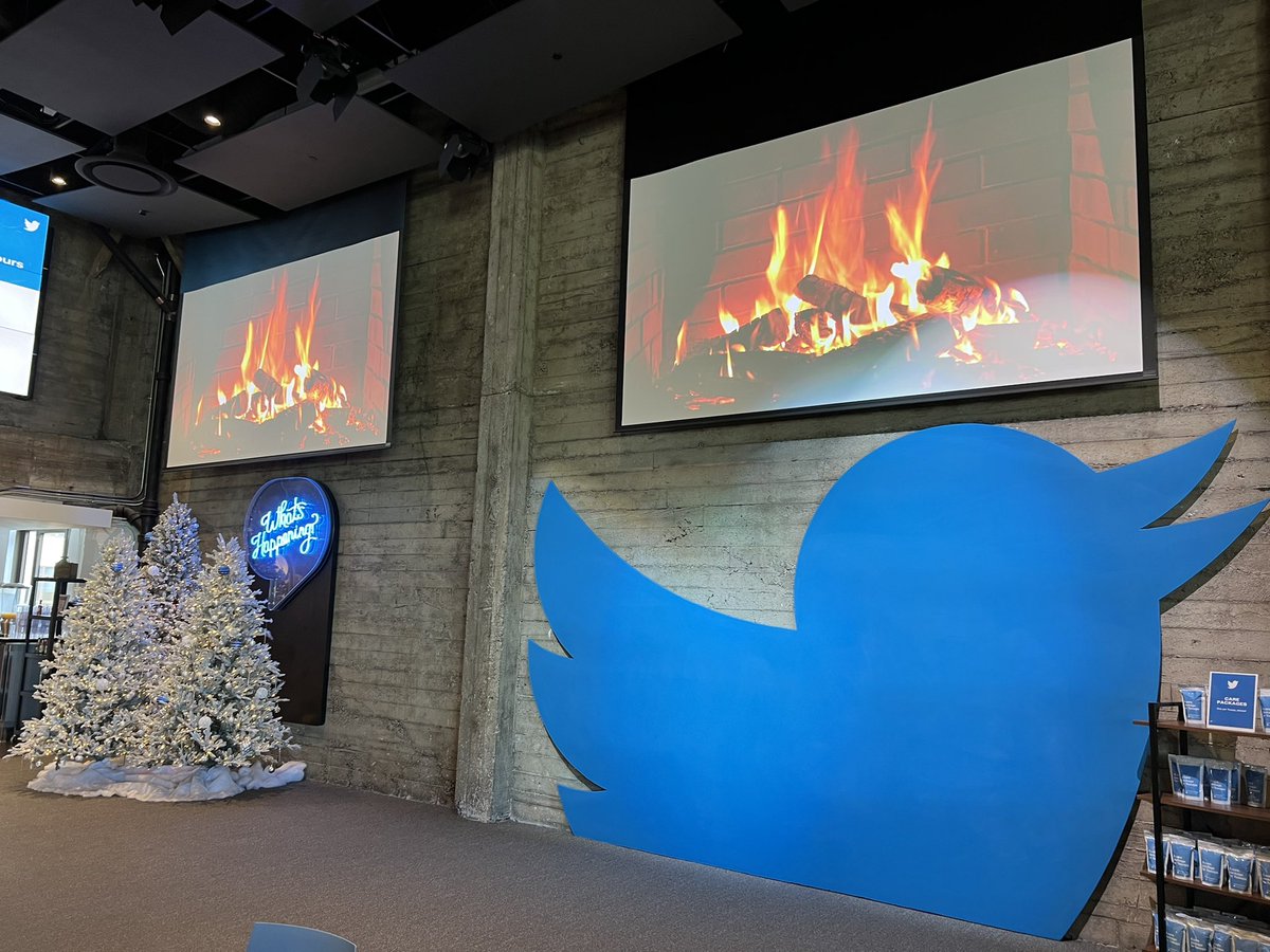 First time back at the office since march 2020!!! Man did I miss the food and the vibes and the people etc etc etc #LoveWhereYouWork