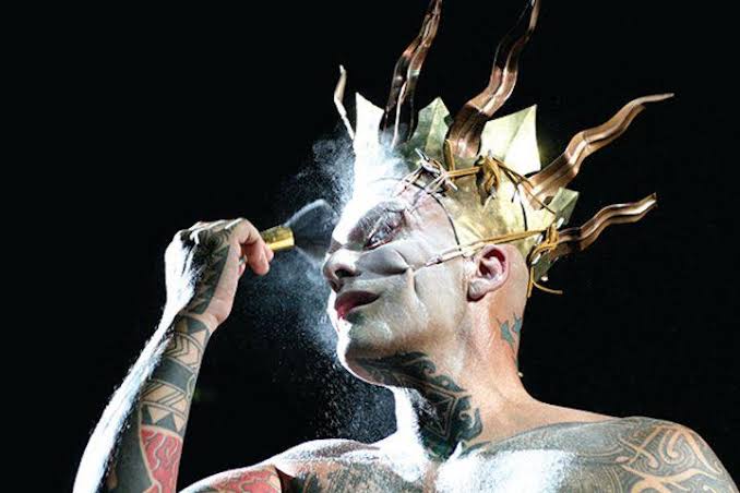 Hoy tenemos el honor de recibir en nuestro templo al gran Ron Athey en su 60 cumpleaños tras su show en ExTeresa, estará chido el cotorreo, purx monstrux presente incluido el amigo <a href="/lechedevirgen/">Hermes</a>. Y mientras tanto abrimos desde las 2pm. Caiganle!!