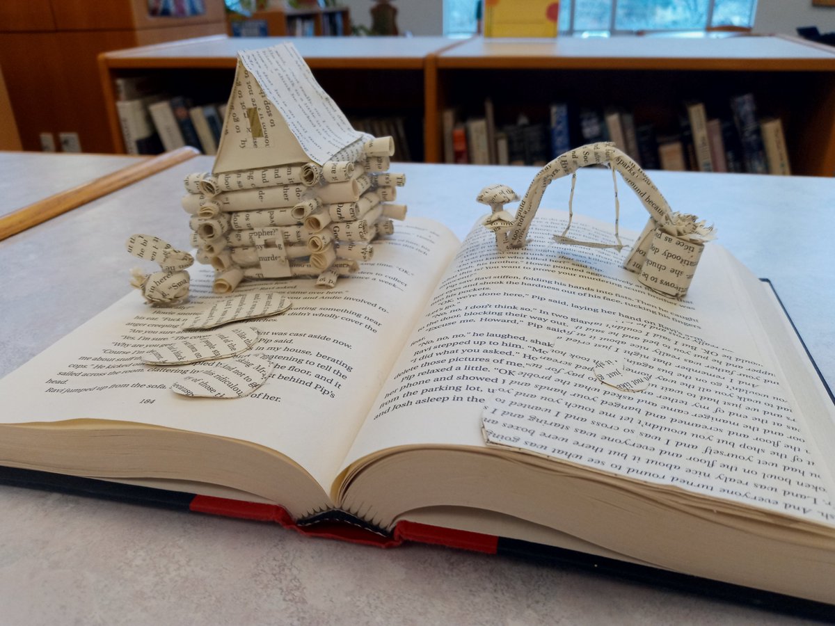 HINGHAMHS_LMC's tweet photo. Loving the upcycled book art on display here in the LMC. https://t.co/2rU7YbN3cn