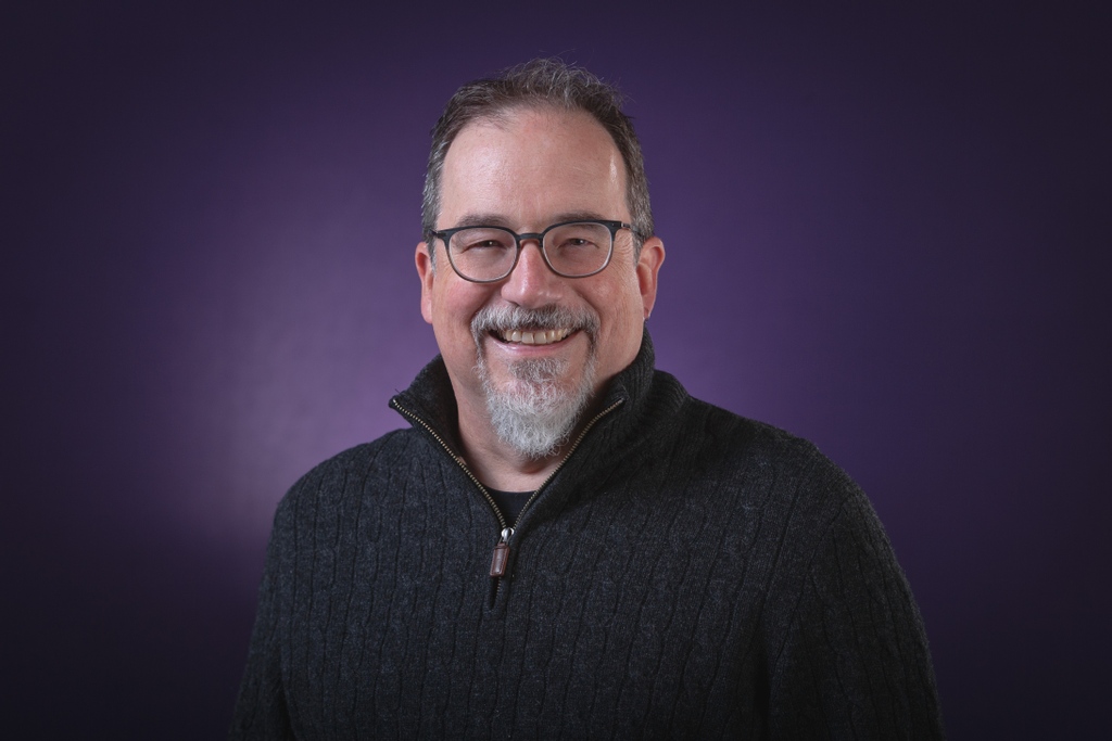 BothellAlumni's tweet image. Students in the class Issues in Dr. Ron Krabill&apos;s Media Studies: Human Rights Public Culture do more than just study human rights violations; they engage in a substantive project that leads to a local intervention. 

uwb.edu/news/december-…

#uwb #bothell #uw #huskies