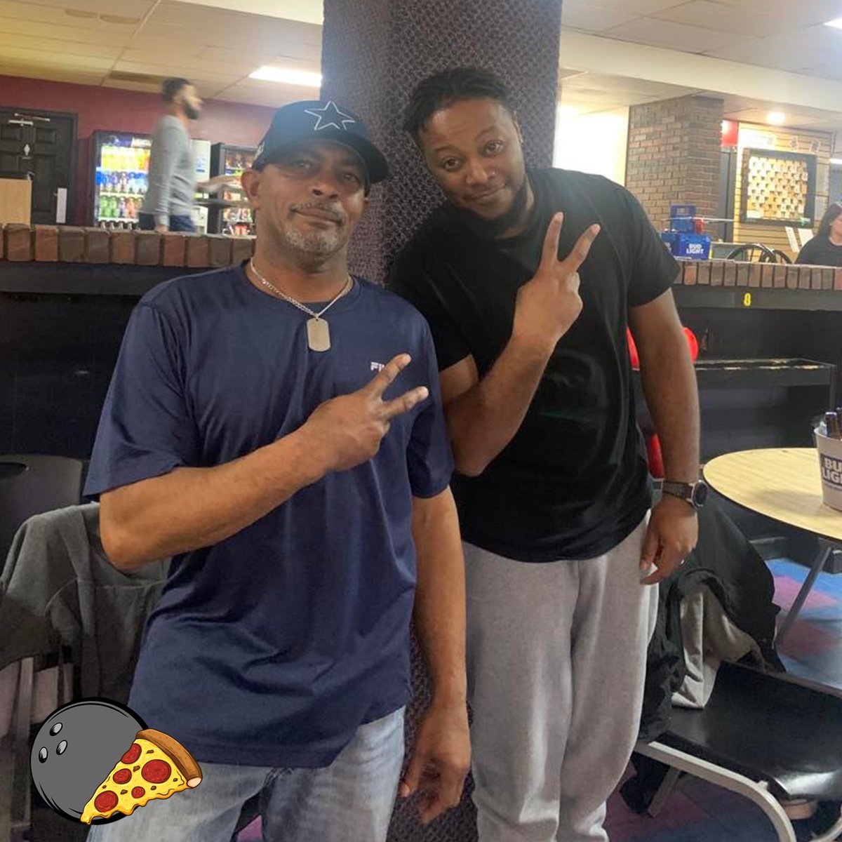 MidAmDisplay's tweet image. We recently partnered with Kingpin Lanes &amp;amp; Brickhouse Pizza Company to hold a holiday celebration for our wonderful employees. They have worked tremendously hard over the last year and we wanted to say THANK YOU! #bowling #celebration #thankyou #pizza #holidays #employees #party