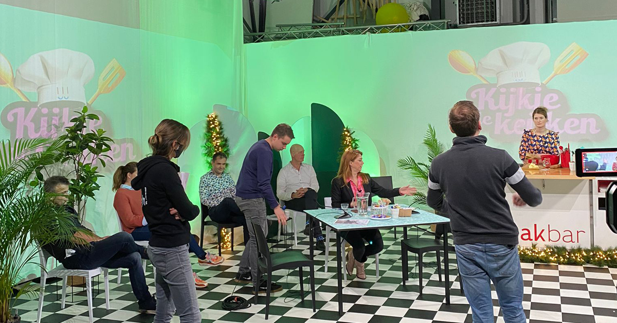 Vandaag schoof collega Arnoud Gils van <a href="/VanWijnenGroep/">Van Wijnen</a> aan bij online programma ‘Een kijkje in de keuken' voor medewerkers van woningcorporatie <a href="/woonborg/">woonborg</a>. Hij vertelde o.a. over onze visie op de toekomst van wonen. Meer: sowo.kr/Rlb5dWs2