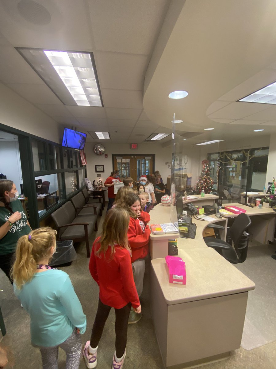 Tiffani Hokey tweet media