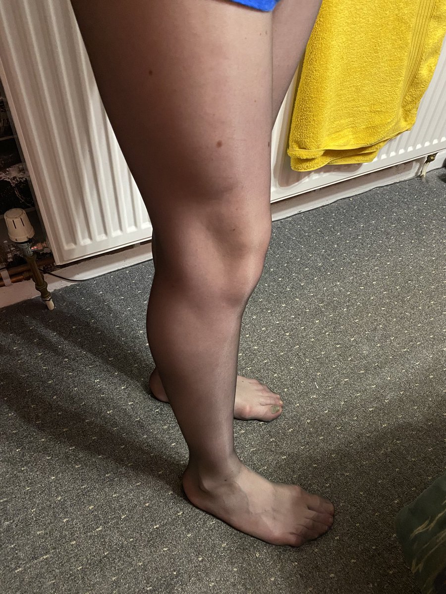 Sarah85Jane's tweet photo. Charnos barley black gloss tights https://t.co/3LclZM7e34