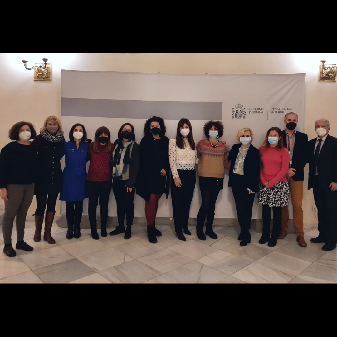 DesactivaTrata's tweet photo. Ayer tuvimos la oportunidad de avanzar #contralatrata en las reuniones de la Relatoría Nacional contra la Trata y la Red Española contra la #TratadePersonas (RECTP)

@APRAMP @ProyecEsperanza @CruzRojaEsp   @Accem_ong @CEARefugio @amnistiaespana  @DiaconiaEspana  #ApipAcam https://t.co/RrS1drVXko