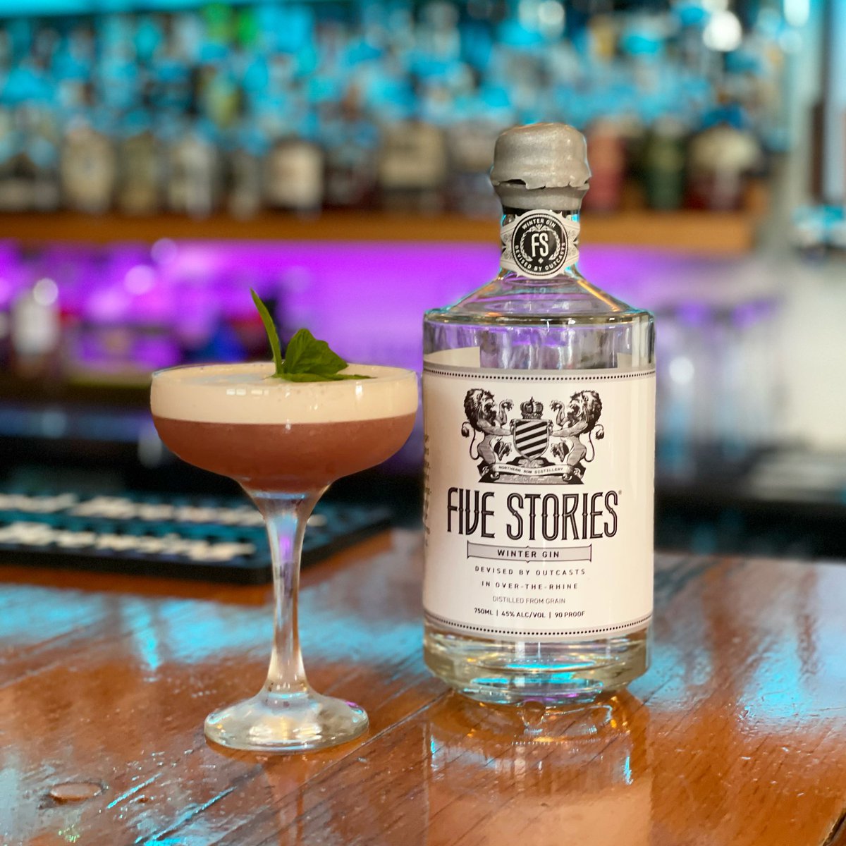 drinkswithrobin's tweet photo. Next time you’re in #Northside, be sure to head to #thelittlefield and grab yourself a Hanfield Street cocktail. This cocktail has been masterly crafted and it is a wonderful winter cocktail!
#fivestoriesdistillery #northernrow #northernrowbrewery #cocktails #gin #gincocktails https://t.co/gzVHnoakDa