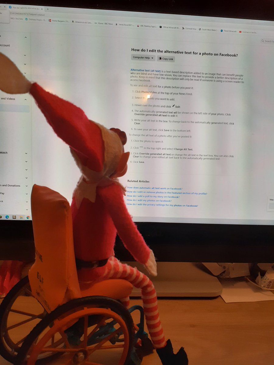 Elf_On_Wheels's tweet photo. 🎶 Said the Elf to everyone:
🎶 Do you see what I see?
🎶 All the pictures everywhere 
🎶 Do you know of alt text?

If you add alternative text to your memes and photos, blind and visually impaired people can also enjoy them. 

https://t.co/RTlfDsSjDI

#ElfAdvent 2021, day 16. https://t.co/qbpUoAaU0e
