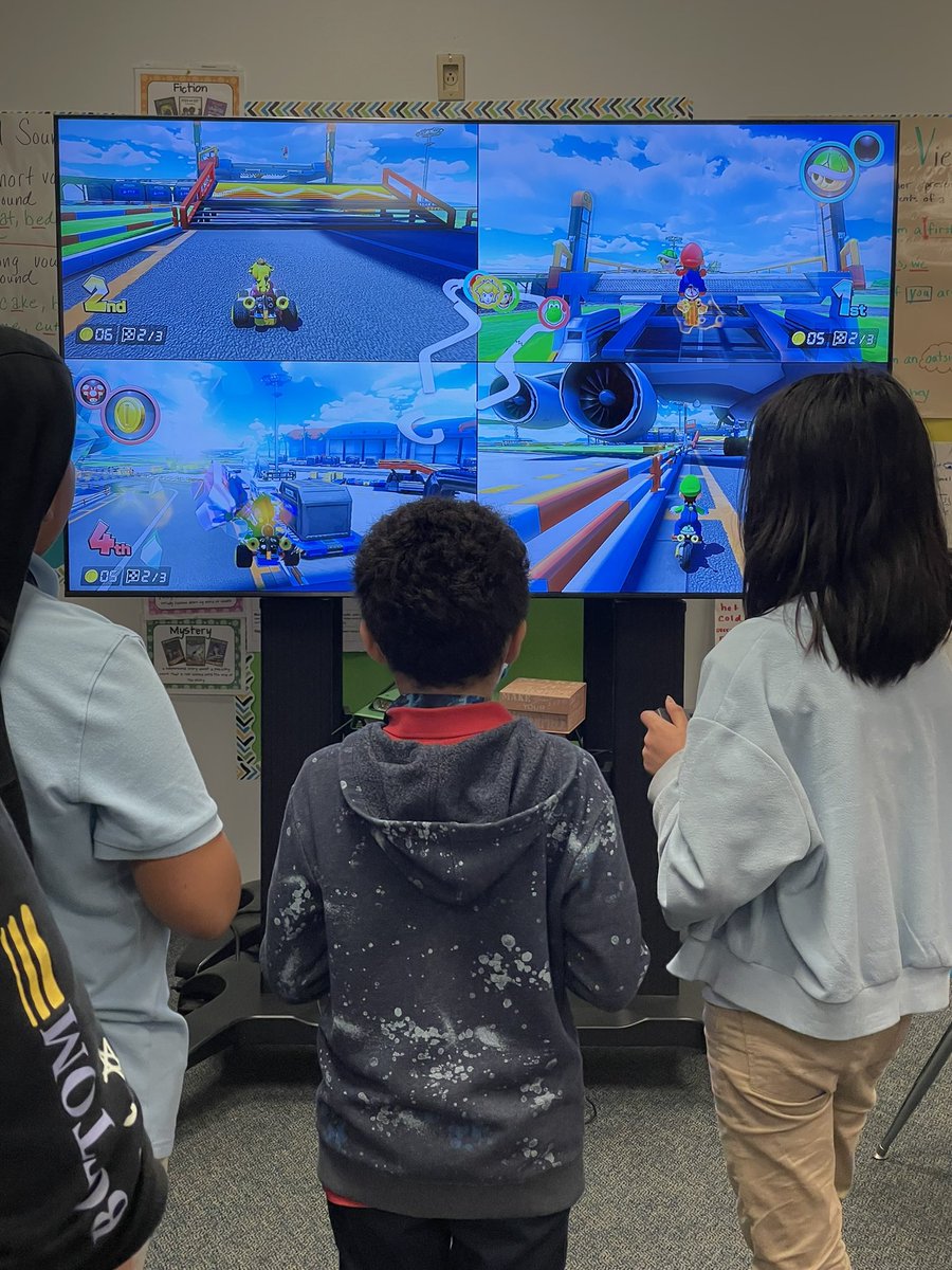 ArellanoTeach's tweet photo. Our amazing 5th graders were very competitive in Mario Kart competitions! It was a HIT! #SEL #TheSchulzeExperience #incentives #GettingReadyfor3DPrinting thank you @SchulzeChampion for your all your help on this! #weRocked! https://t.co/4iHPjXLilW
