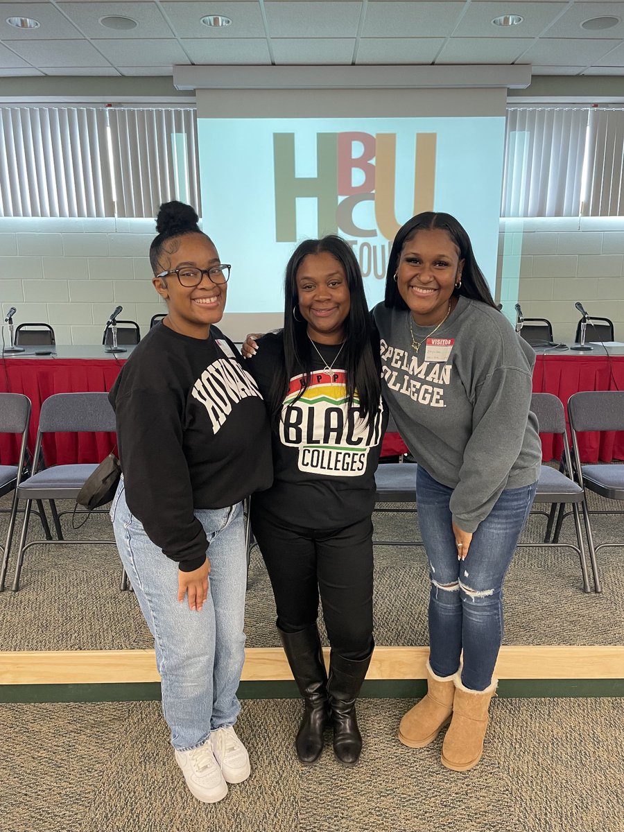 titania_hawkins's tweet photo. Thank you NHS Alumni and ASU Ss for hosting our annual HBCU information session! #CollegeBound #HBCUs #FLIERPRIDE #LyonsTOY ❤️🖤 @NeptuneSchools @_NeptuneHS @KevMcC78 @TamiCrader https://t.co/tlzBcXjAQy