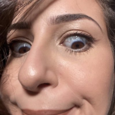 selfiecare2's tweet photo. @Horia #NouvellePhotoDeProfil https://t.co/KCuowfNY2N