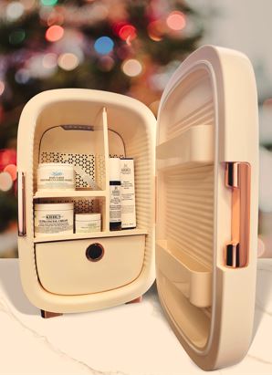 CooluliUSA's tweet photo. 🤶Day 8 of Cooluli 12 Days of Giveaways!⁣⁣⁣🤶
⁣⁣⁣
Today we're partnering with @kiehls for your favorite skincare Cooluli Beauty 12L mini fridge and Kiehl's goodies. 

CHECK US OUT ON INSTAGRAM TO ENTER NOW! @COOLULI_USA https://t.co/mcKf3x9IPW