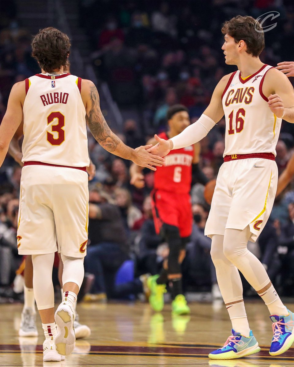 cavs's tweet photo. 5 wins in a row.

5 wins by a combined 100 points, the #Cavs' best over a 5-game span since December 2008. #LetEmKnow https://t.co/oP1WjN9jGu