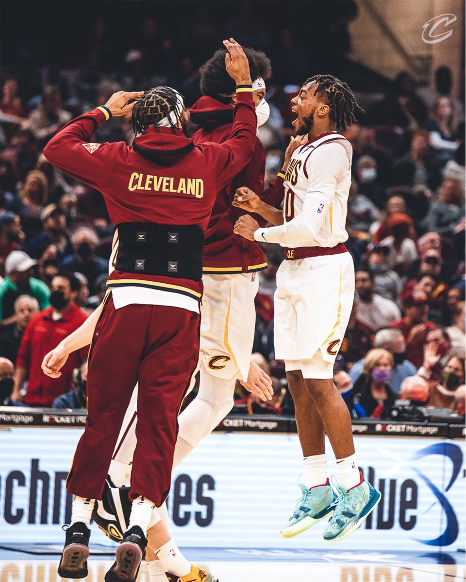cavs's tweet photo. 5 wins in a row.

5 wins by a combined 100 points, the #Cavs' best over a 5-game span since December 2008. #LetEmKnow https://t.co/oP1WjN9jGu