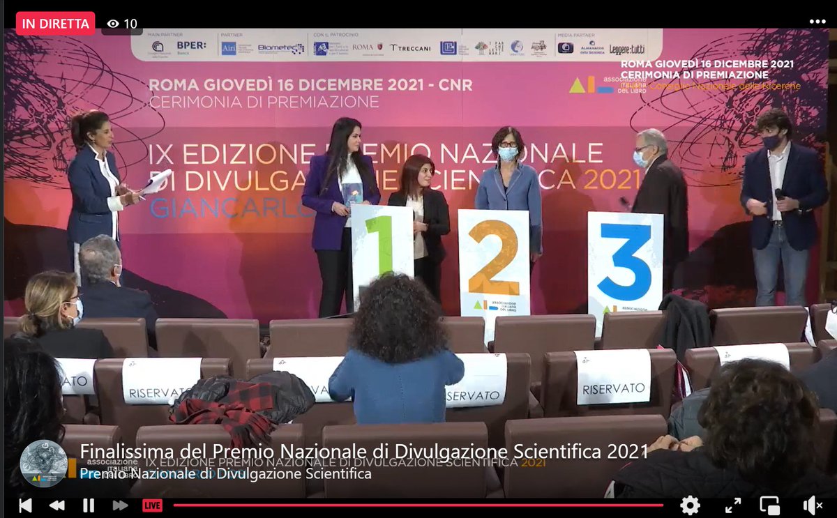 codice_edizioni's tweet photo. ECCOLEEEEEE!!! @PremioDivScient 
@MillyBarba E @DeboraSerra4 https://t.co/SBaYHAwlcc