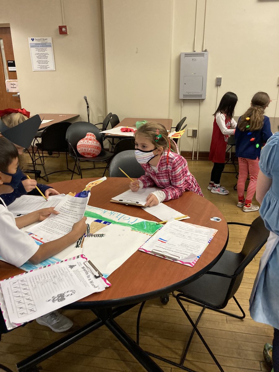anne_perryman's tweet photo. We express ourselves in many ways with special food, clothing, dances, songs…sharing what we have learned about how an American Christmas came to be ⁦@SHMSlouisville⁩ https://t.co/zBsBGmtTFS
