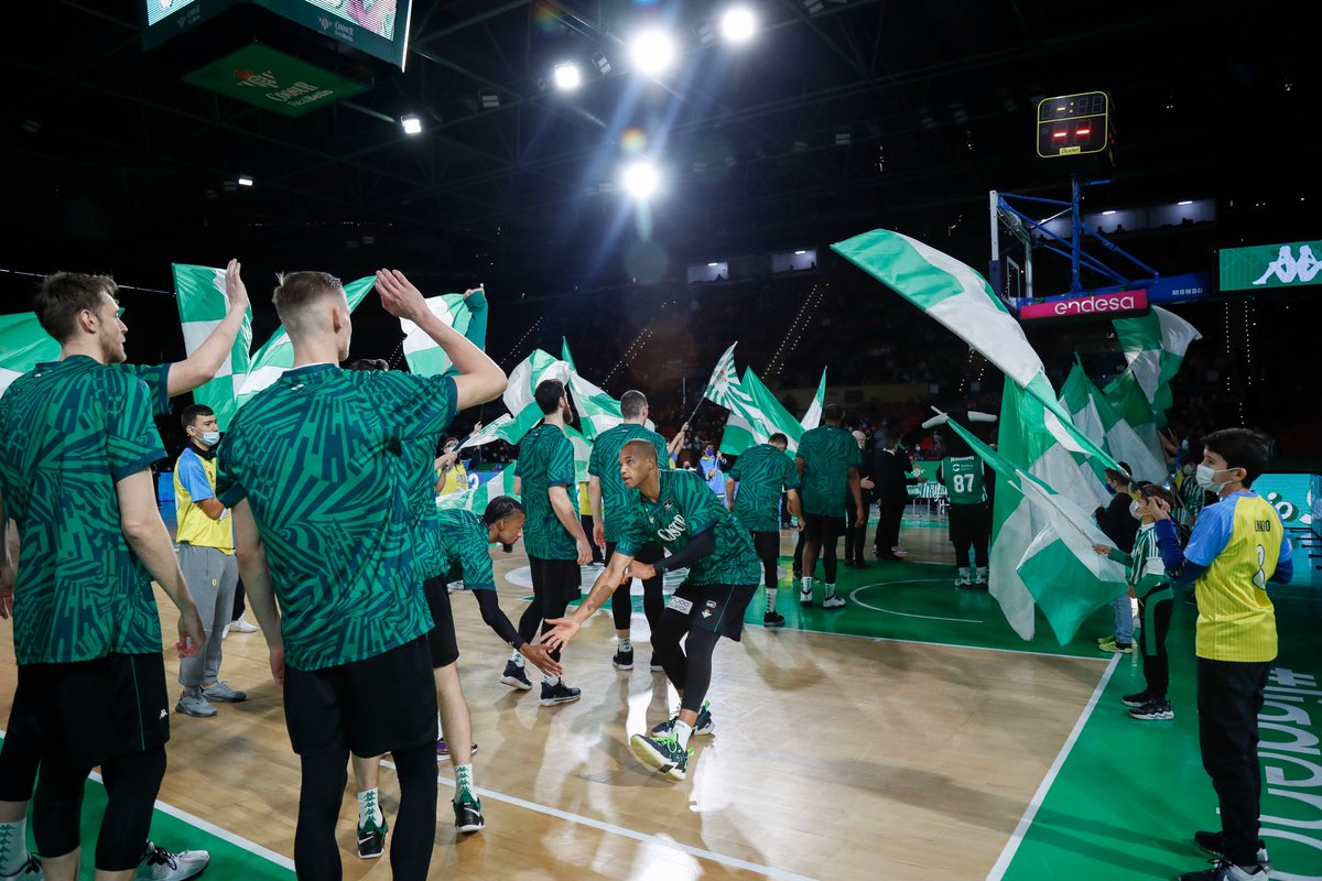 BaloncestoSev's tweet photo. ⚠ ¡𝑶𝑱𝑶! ⚠

Sorteamos 2⃣ entradas para el partido de este 𝐝𝐨𝐦𝐢𝐧𝐠𝐨 entre el #CoosurBetis y @Baskonia 🏀🎫

¿Qué tienes que hacer? 🤔

1⃣ Sigue nuestra cuenta y da RT a esta publicación
2⃣ Responde mencionando a la persona con la que vendrías al partido

#LigaEndesa https://t.co/qr4oDYChQx