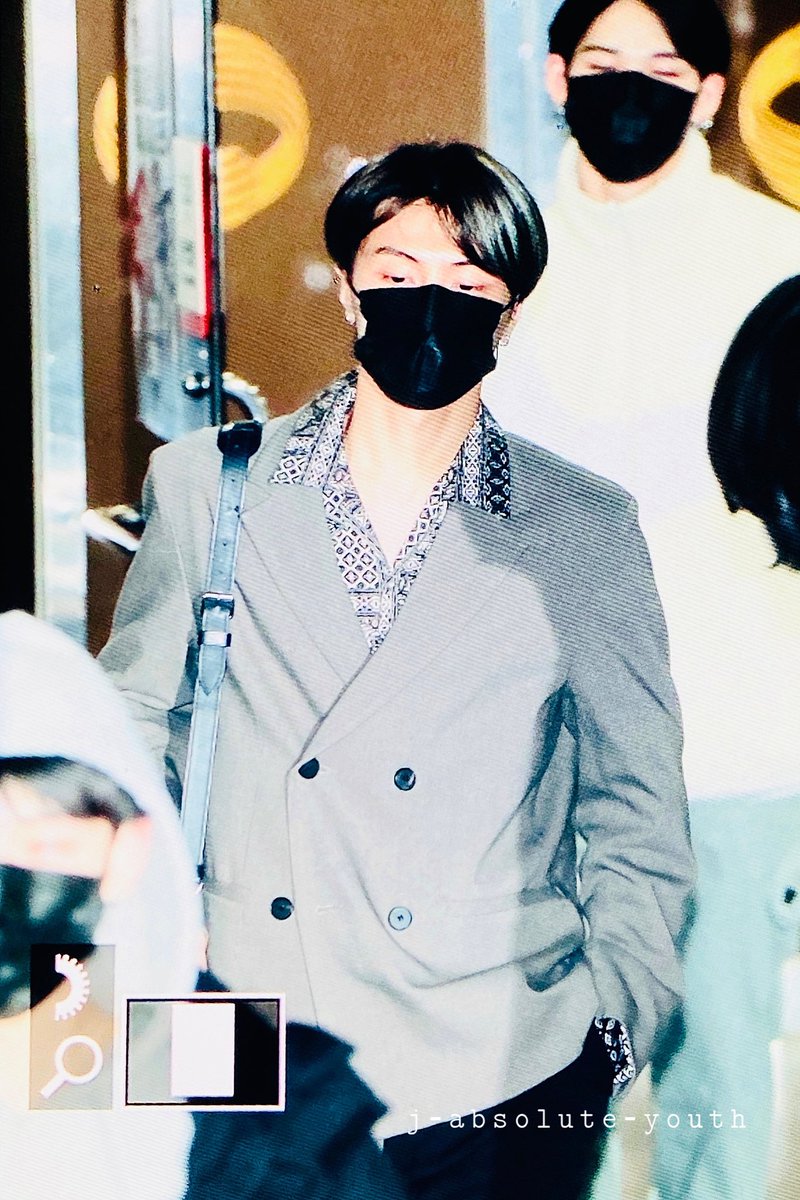 211216 조심히 가 👋🏻❤️
#ENHYPEN #JAY #엔하이픈 #제이