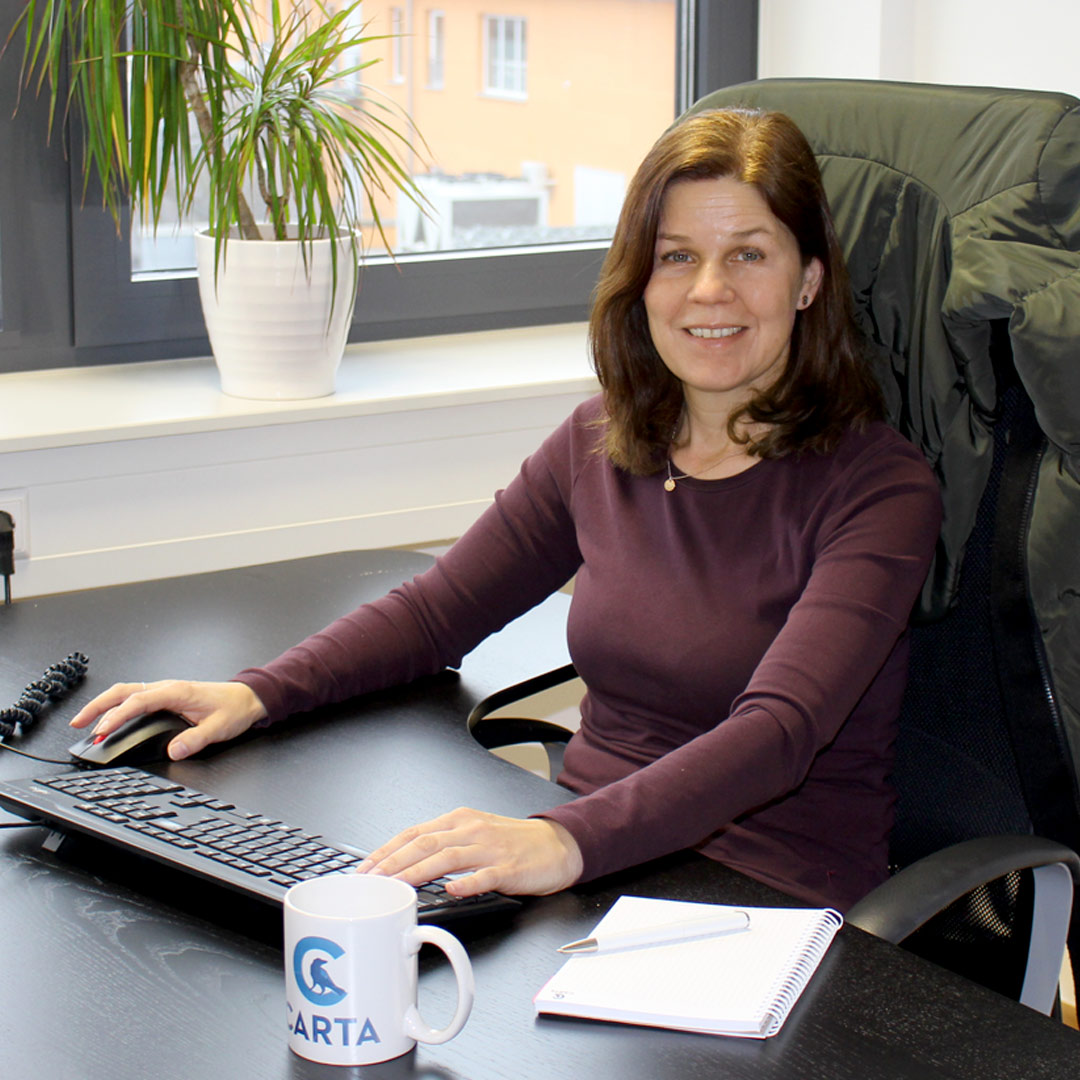 Carta_eu's tweet photo. #Neuzugang im Carta-Team! 🥳 Seit dem ersten Dezember ist Liliane Walter die Herrin unserer #Buchhaltung. 💪🏽 Die gelernte Speditionskauffrau hat vor ihrer Zeit bei Carta im Customer Support und als Team Assistentin gearbeitet. Herzlich Willkommen im Team! 😊 https://t.co/gaH7SMyn2z