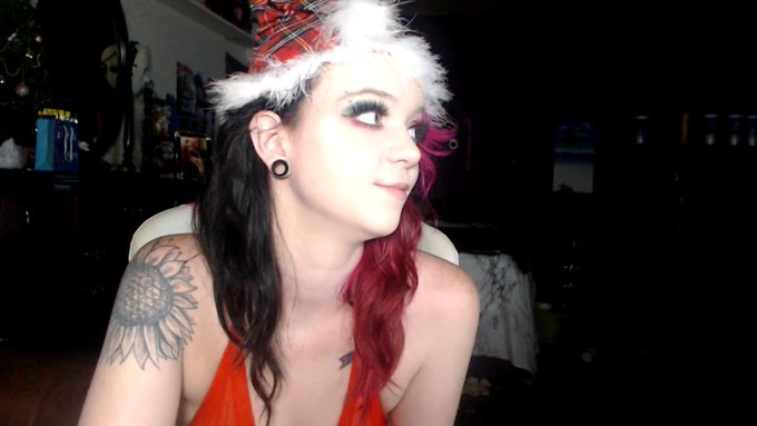 I'm online @MyFreeCams! #onmfc #mfc #mfcmodel https://t.co/AR80NEPvpm  Come  see if you can make me squirt<a class="tags" href="/tag/myfreecams">@myfreecams</a><a href="/tag/onmfc"class="tags">#onmfc</a><a href="/tag/mfc"class="tags">#mfc</a><a href="/tag/mfcmodel"class="tags">#mfcmodel</a>