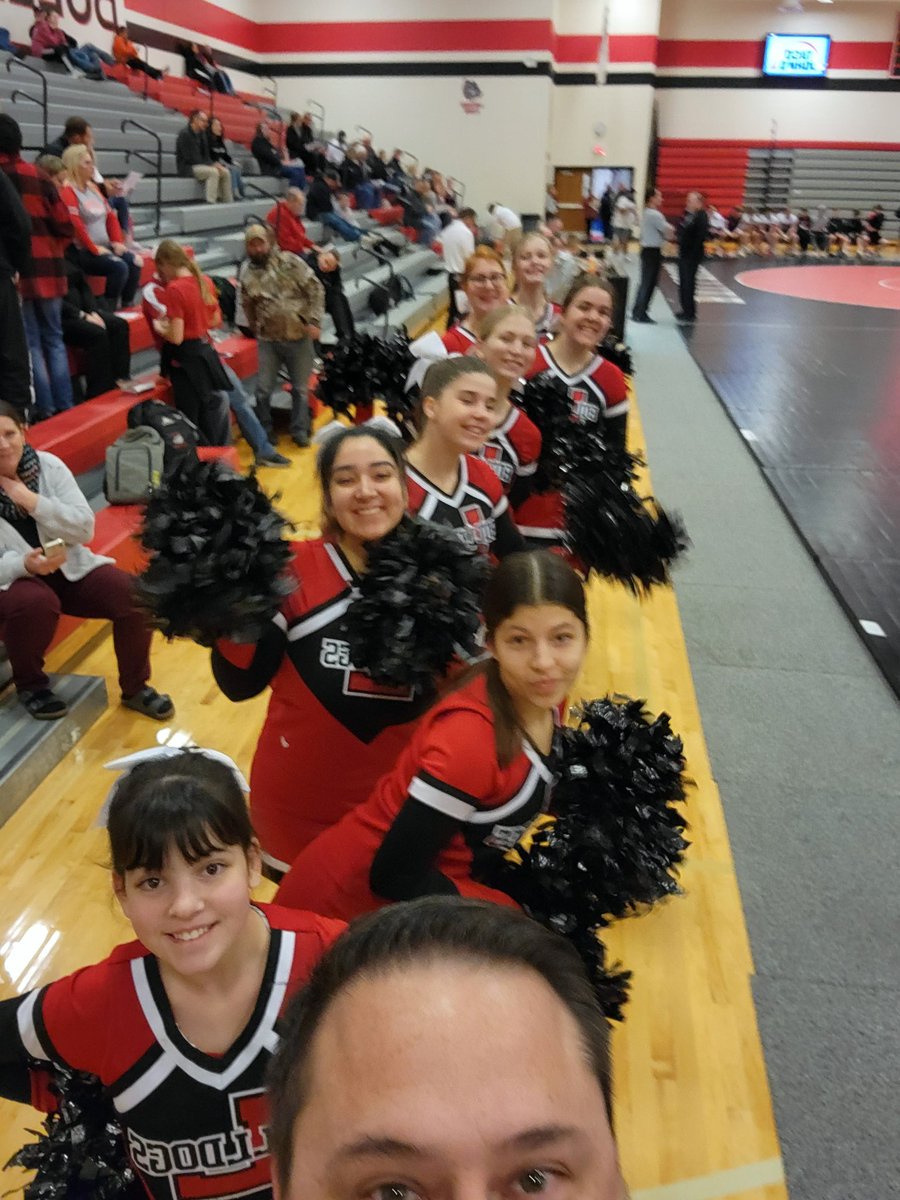 coachweiland's tweet photo. The bulldog wrestling cheerleaders are all lined up and ready to help the dogs wrestle up a couple wins tonight! 5:30 @ SC North along with CB Thomas Jefferson.  Let's get 2 tonight!  #WeAreLeMarsWrestling https://t.co/G1tkTN2ZXn