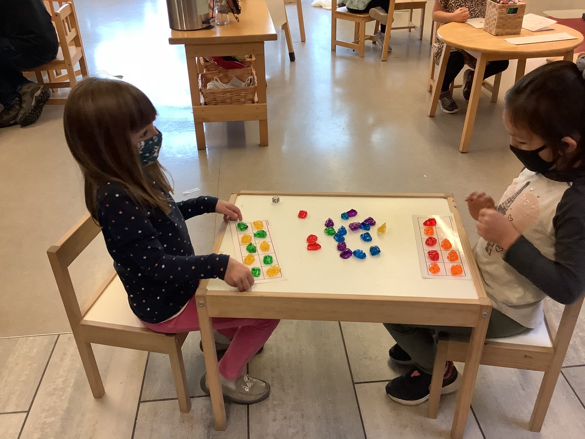 JBrentECE's tweet photo. Started as ‘Race to Fill a Ten Frame’ then evolved.
* Now it has to be patterns!
* You have to yell ‘Bingo’!
* Middle gem counts ten and the ten one goes out and then keep going and last one is winner winner chicken dinner!
#gameswithrules #mathchat #openplay #capablechild https://t.co/WzIk9KFhoD