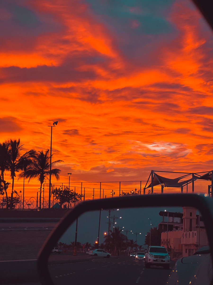 لا تجعل احلامگ محدودة ، ولا تُبالغ فيها لكي لا تُخذل ! 🛑