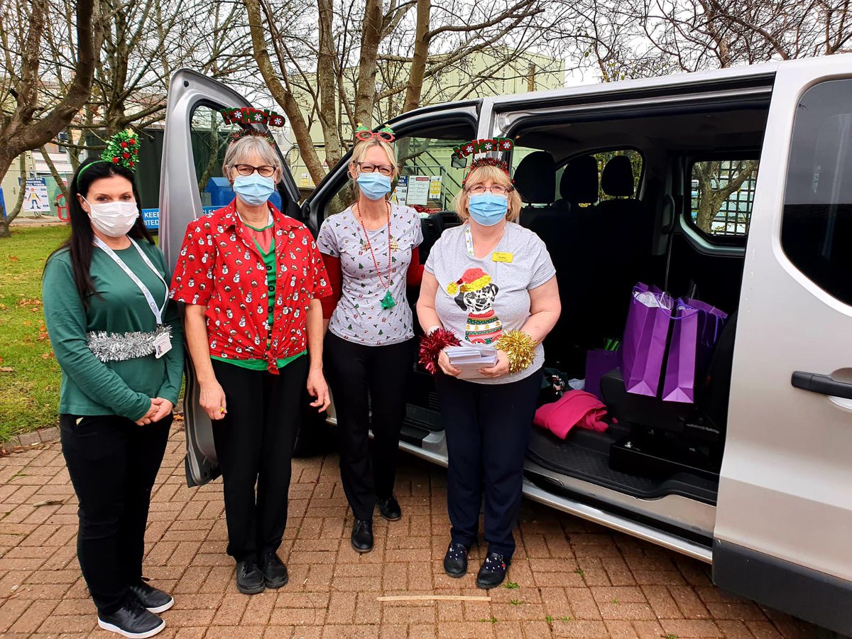 So I felt like Scrooge cancelling the day hospice Christmas parties. 
Luckily for me the day hospice elves wanted to ensure that the patients still had their Xmas fun. So they delivered treats, presents and even sang a socially distanced Carol 🎄
<a href="/fnhcofficial/">Florence Nightingale Hospice Charity 💙</a> <a href="/BucksHealthcare/">Buckinghamshire Healthcare NHS Trust</a>