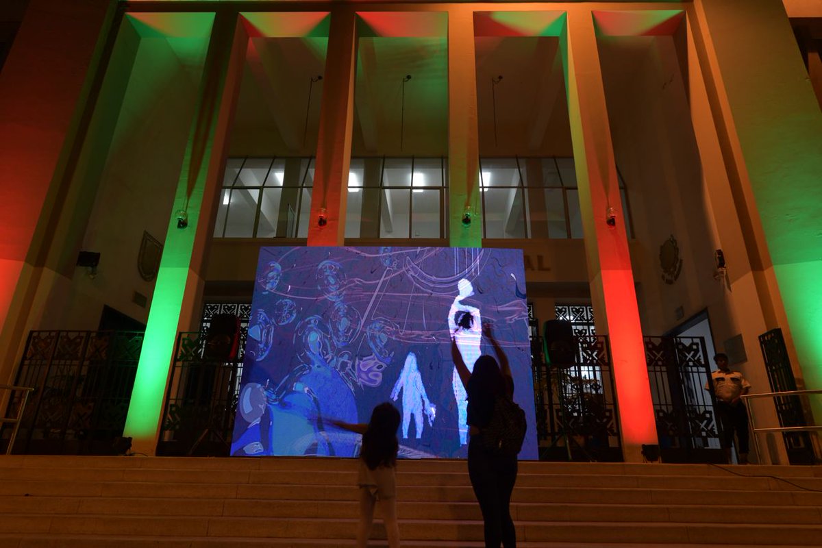 alcaldiagye's tweet photo. ¡A partir de hoy Guayaquil se iluminará con el Festival @puertodeluzgye! https://t.co/bL6vM2h4Fl