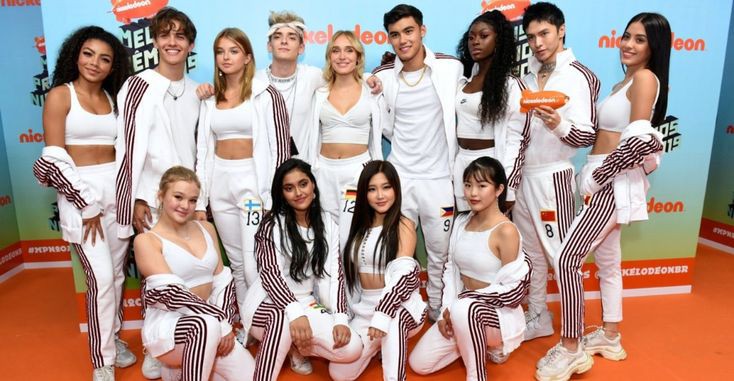 anyportuugal's tweet photo. Dando nota pra algumas músicas do Now United. A thread pt1 https://t.co/h5AJAUzj1d