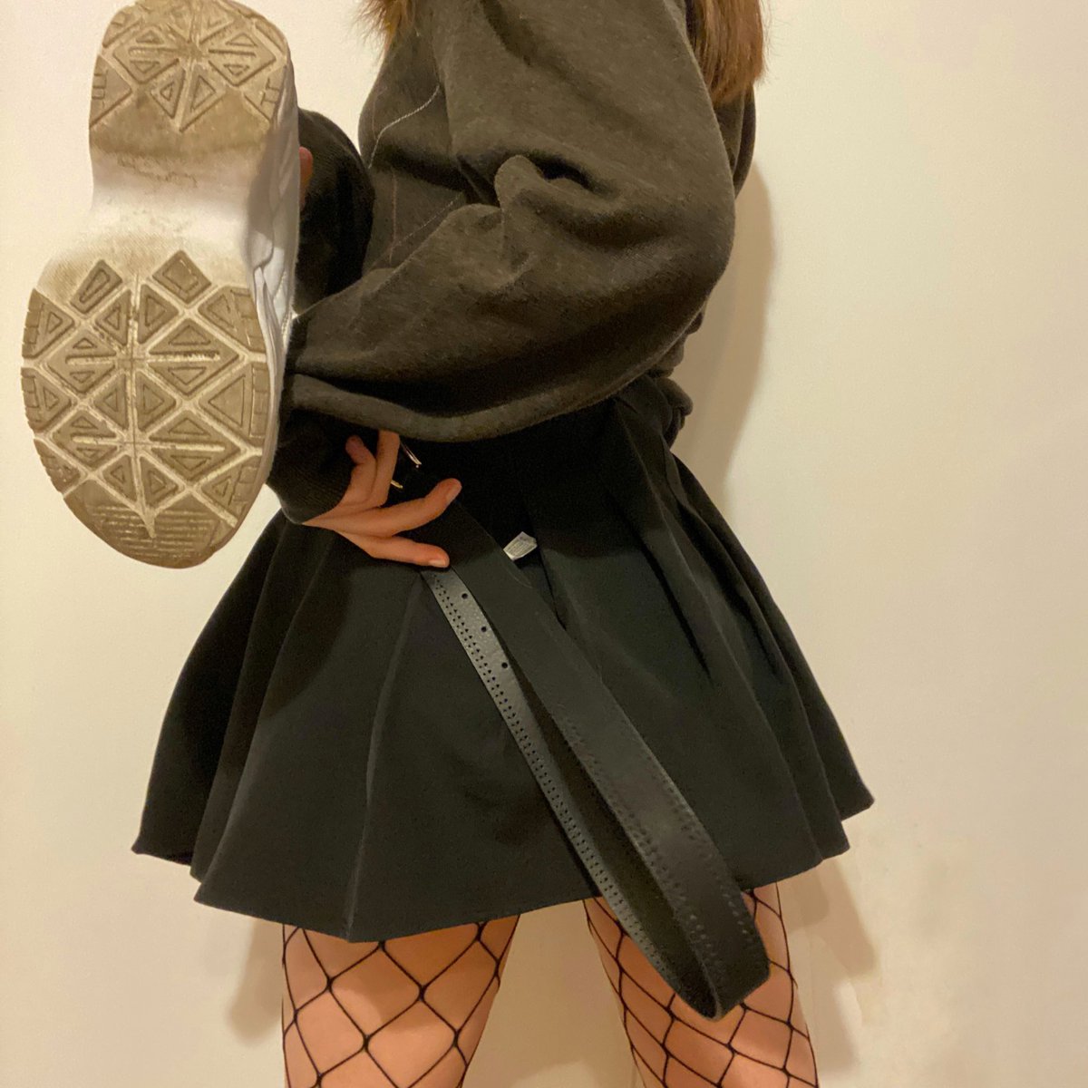 ww_goddess's tweet photo. brudne podeszwy.... który cwel wyczyści swojej Pani buty?

findom femdom paypig moneyslave cashslave @findompl  domina @POLSKAFINDOM finsub https://t.co/DAevOQADHg