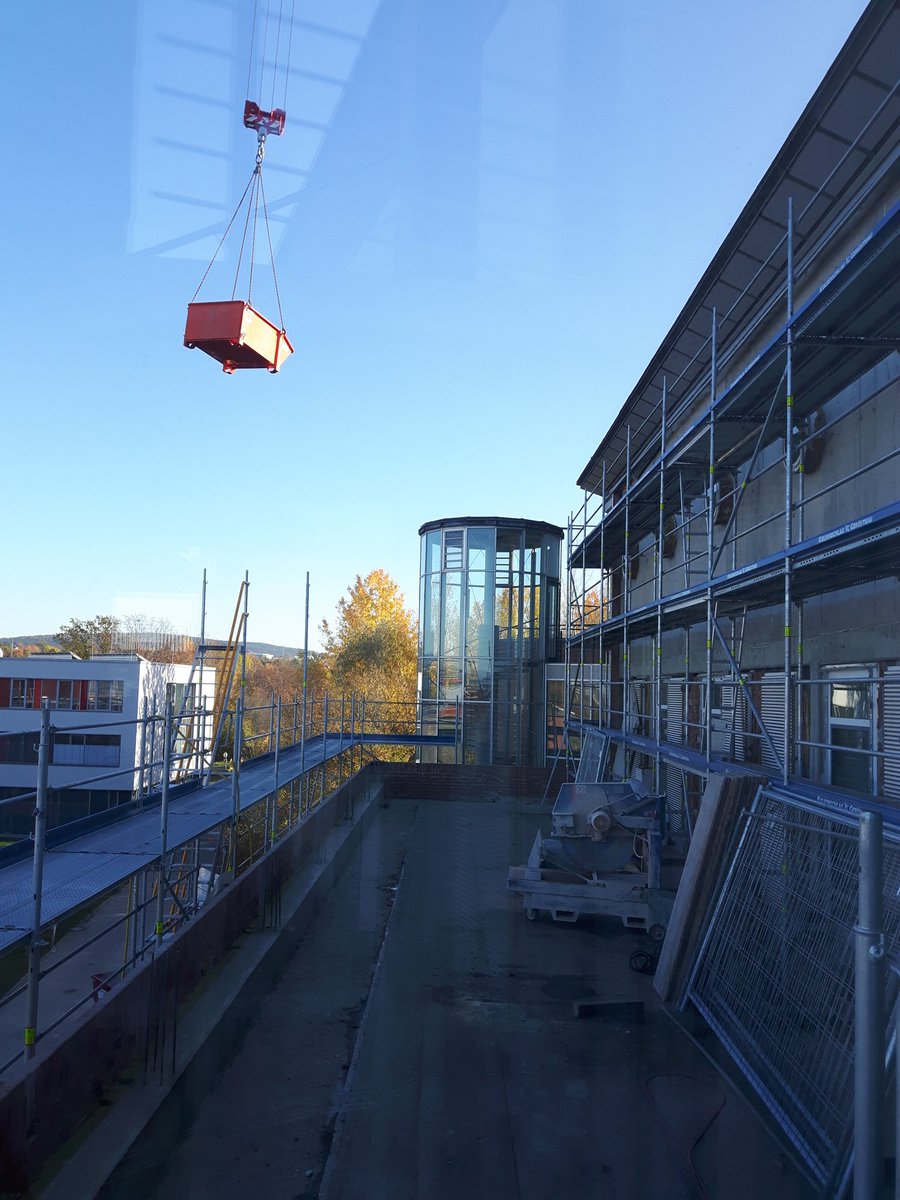 AudreyMBouvier's tweet image. How it started... How it is going!  #womeninstem #cleanlab @500womensci