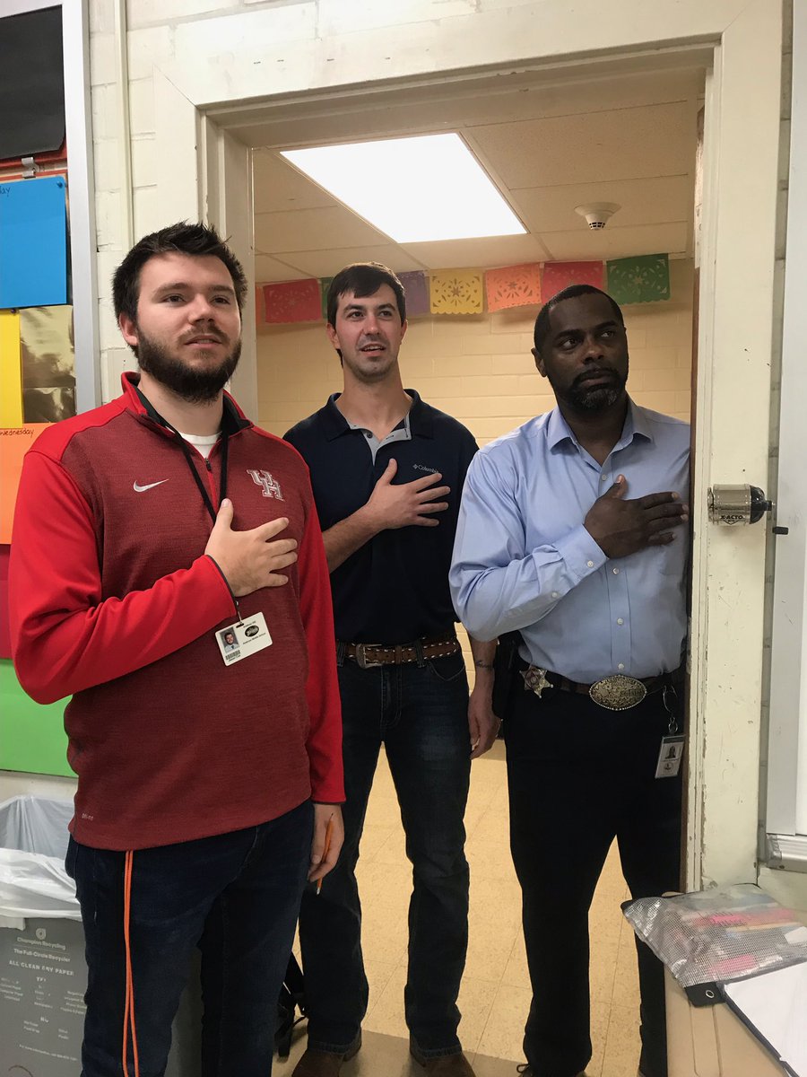 AMS_InstrCoach's tweet photo. Anahuac ISD board members our joining in the pledges this morning while passing out Christmas presents!  Thank you and Merry Christmas!  #proudtobeapanther https://t.co/lI5Jy888Lv