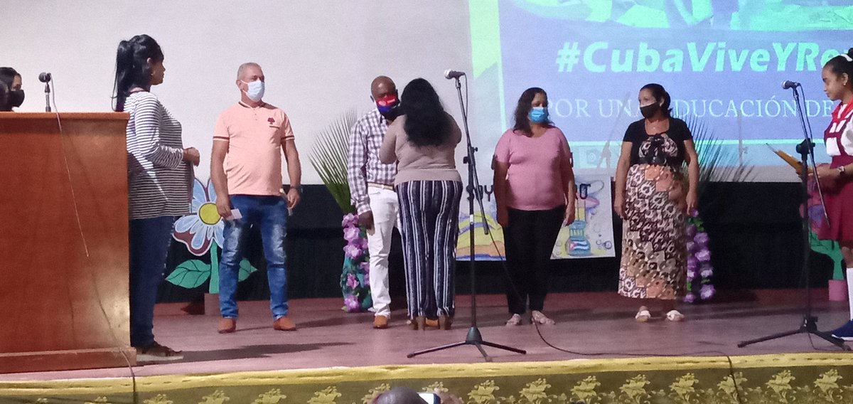 YanileydysDMECaimanera tweet media