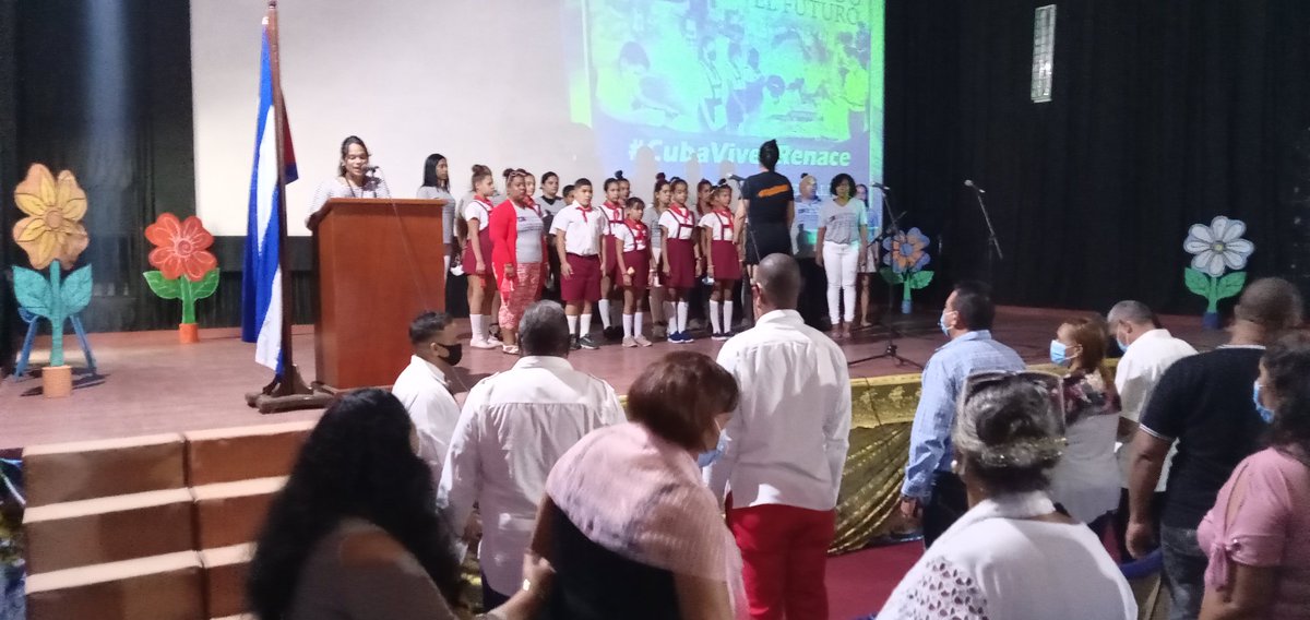 YanileydysDMECaimanera tweet media