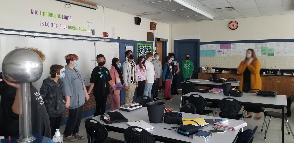 The Van de Graaff generator gets their undivided attention EVERY time........  #collsedu  <a href="/CollsUnion/">Collingswood Education Association</a>