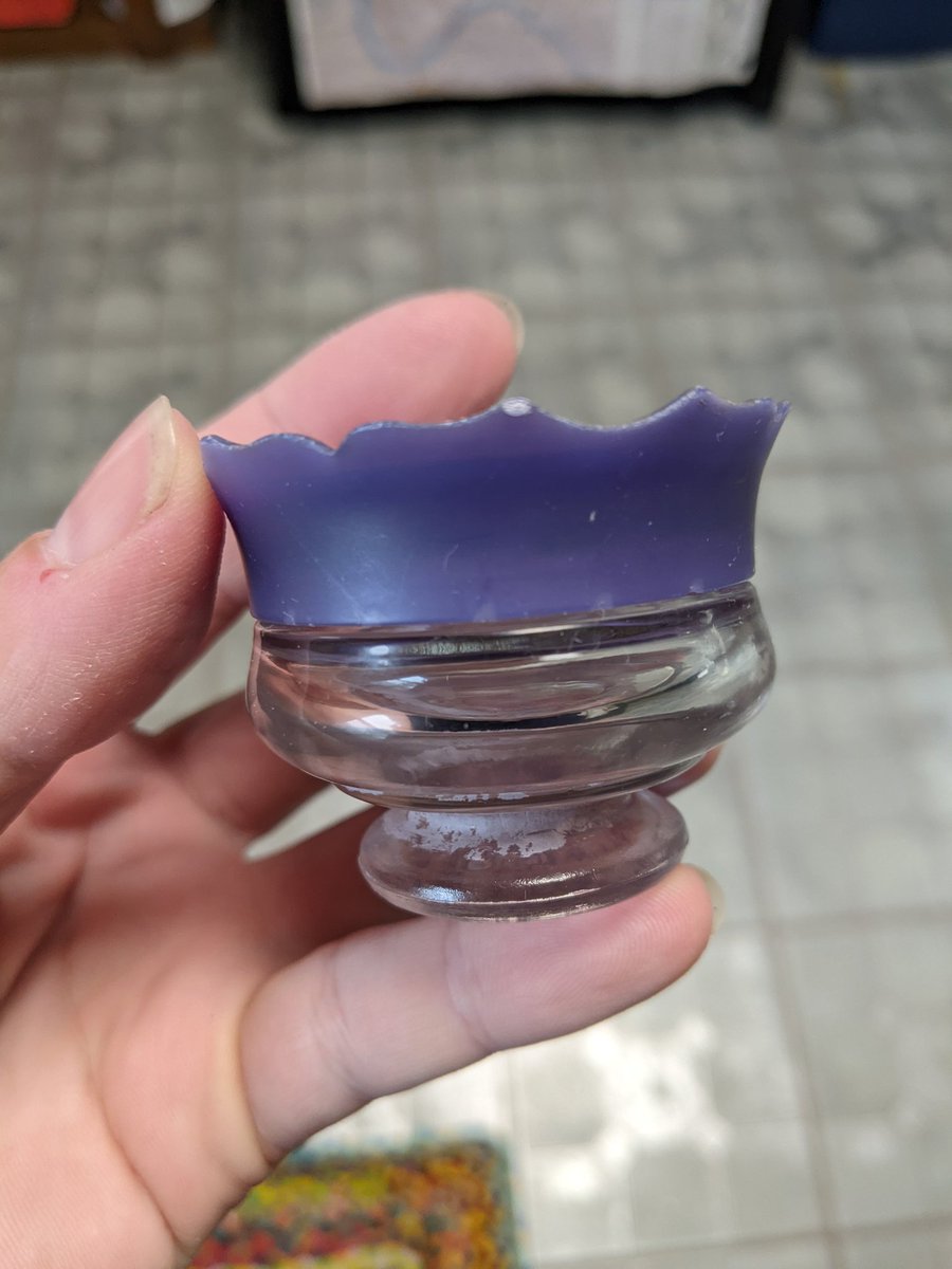 DaniKramer14's tweet photo. Avon dove jar https://t.co/Xuqp8CrCmR