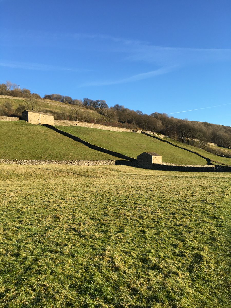 Beam_ArtsUK's tweet photo. Stunningly bright December sun and blue skies in #Swaledale this morning #sitevisit #projectplans https://t.co/JdXSBiXrGe