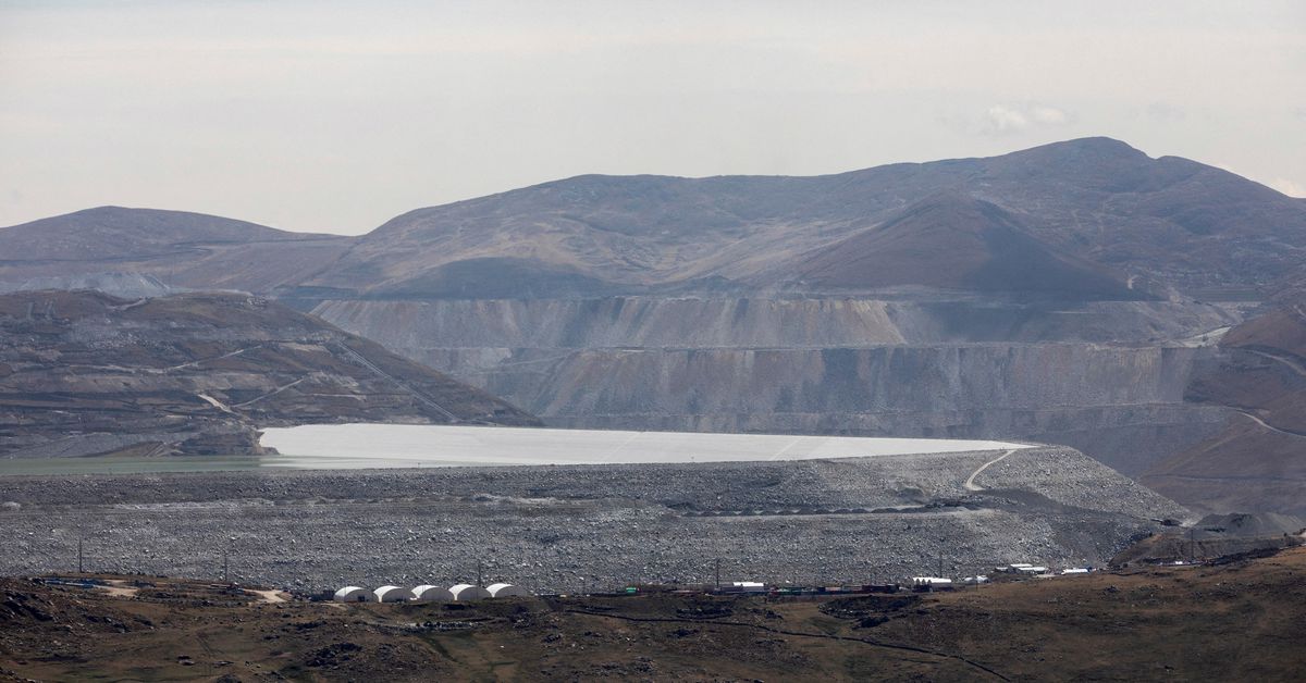 RT @Reuters: MMG to halt Las Bambas copper production in Peru as talks to end blockade fail https://t.co/ykRzBU05lI https://t.co/u7w5dV3w01