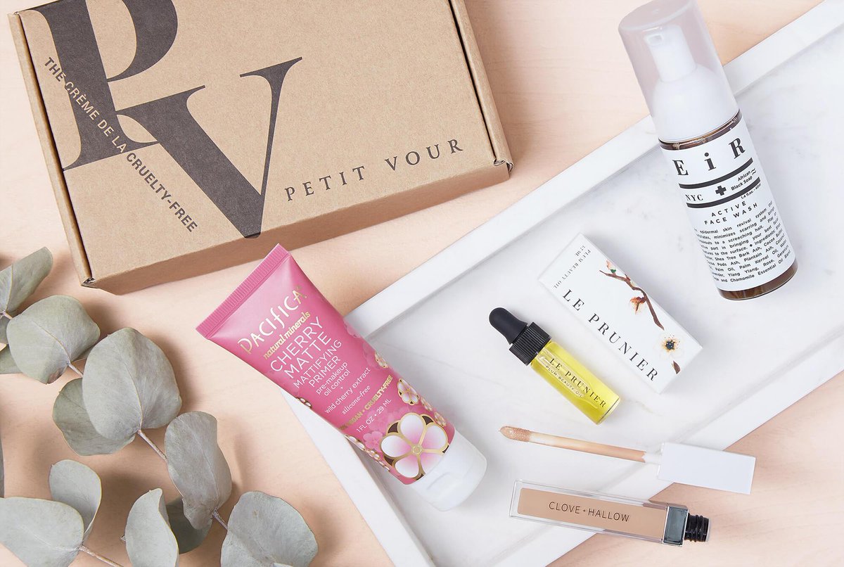 helloboxes's tweet image. With Petit Vour, you can give the gift of ethical luxury! They offer boxes with cruelty-free, non-toxic, &amp;amp; plant-based beauty items... hellosubscription.com/2021/12/gift-i… #PetitVour