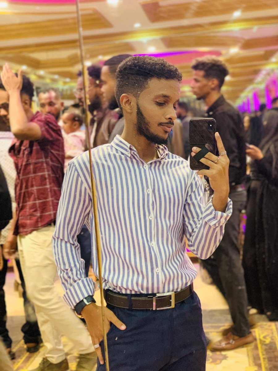 callmeiSCOO's tweet photo. 👔🌊 https://t.co/TkSpYB7T4L