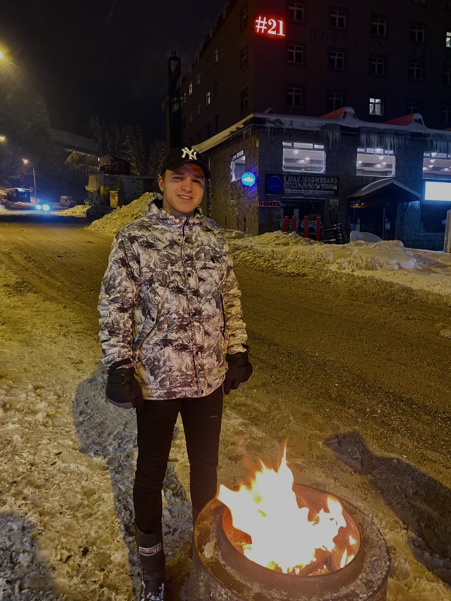 Ersoyigit16's tweet photo. Uludağ sezonu açılmıştır❄️ https://t.co/BmfAcRq6cS