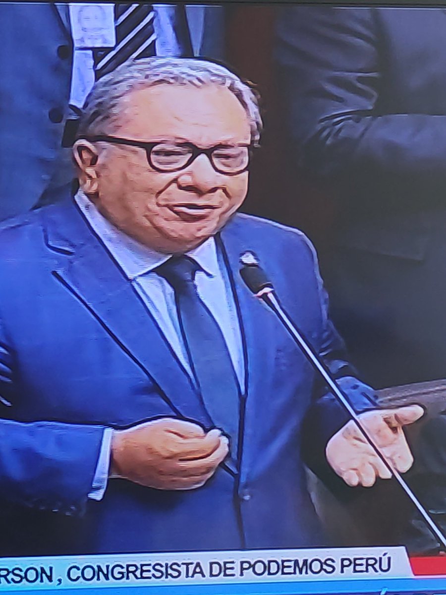 SoyWARM's tweet photo. Muy bien dicho, @JuntosporPeru ahora se llama #JuntosPorElEmpleo , "son los más beneficiados..." 👏🏻👏🏻👏🏻👏🏻👏🏻
#VacanciaPedroCastilloYa 
Cc @CarlosAnderso1 https://t.co/ilUfJRWRWk