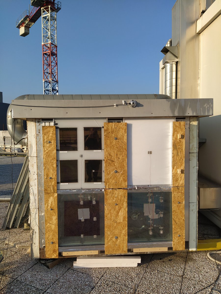 PowerskinPlus's tweet photo. The first #Powerskinplus small scale mock-up has been installed in Politecnico di Torino (@PoliTOnews). The system integrates transparent (microfluidic glass), opaque (PV, PCM, VIP) sub-modules and will be monitored from autumn 2021 to summer 2022. https://t.co/rqoc6m41F9