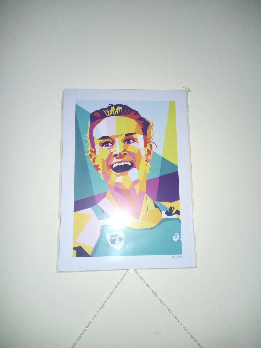 <a href="/homebird_ie/">✨homebird.ie✨</a> Thank you so much for this artistic canvas coloured picture of Irish legend <a href="/soniaagrith/">sonia osullivan</a> A nice Christmas present to hang on the wall.