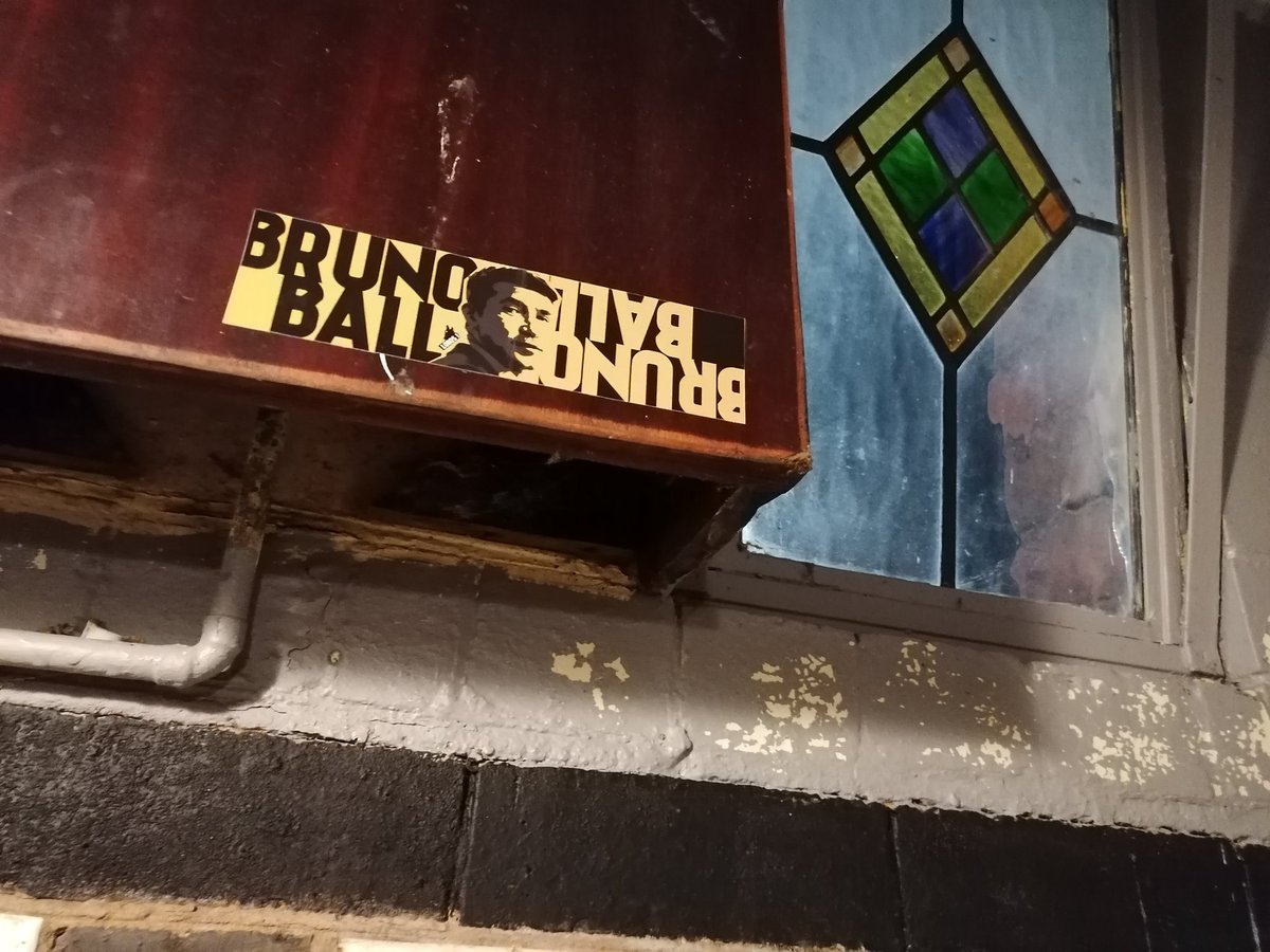 THELOBOSWOLVES's tweet photo. The Newhampton....
Costa Del Reans.
#wwfc #stickers #reans #wolverhampton https://t.co/Hs46bs69A8