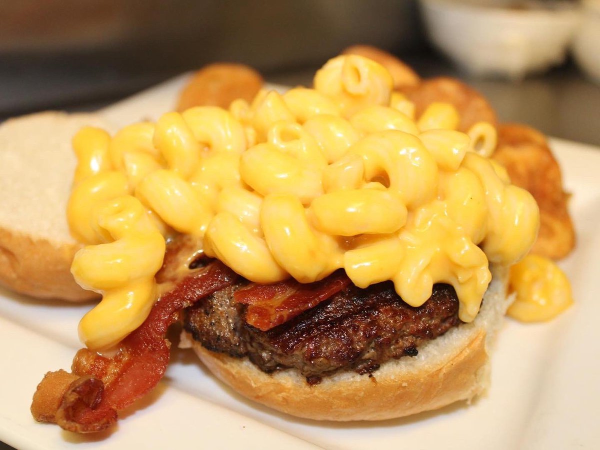 Bobby_DsPage's tweet photo. ***POTATO PANCAKE ALERT***
Bobby D’s Burgers &amp; BBQ in Kennedy Twp is anticipating a super fun Ugly Sweater Christmas Party this Saturday Dec 17th starting at 7 pm with DJ DOUBLE K &amp; exciting gifts to raffle off all night long!
OPEN Thurs. 11 to 10 pm ***kitchen closes at 9*** https://t.co/YnWkL8Di8W