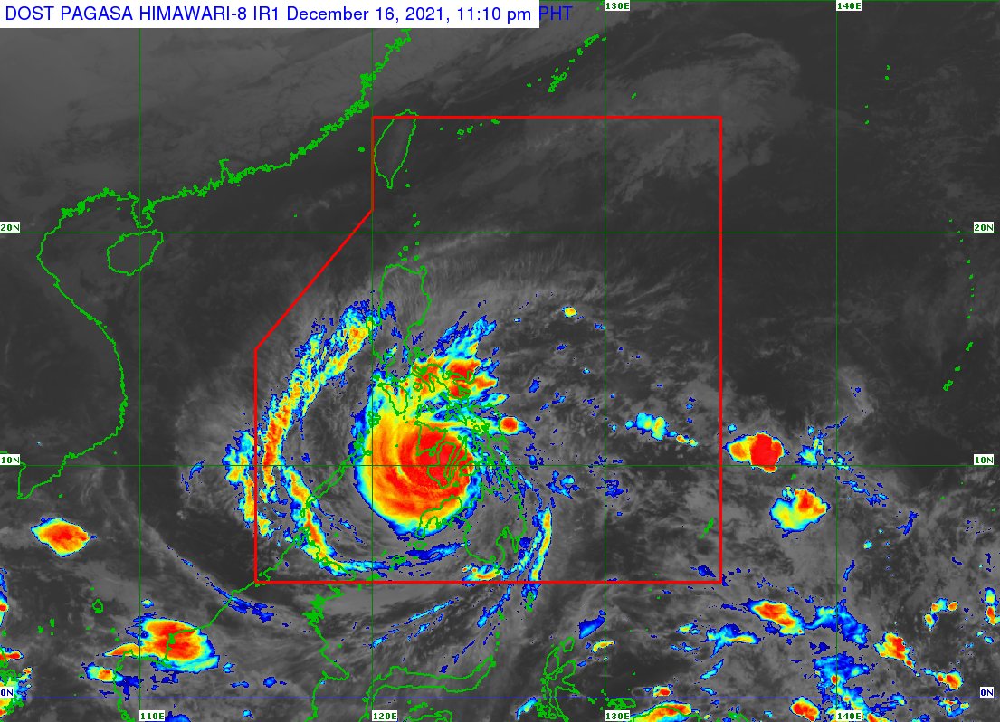 dost_pagasa's tweet photo. TROPICAL CYCLONE BULLETIN NO. 14
Typhoon “#OdettePH”
Issued at 11:00 PM, 16 December 2021
Valid for broadcast until the next bulletin at 2:00 AM tomorrow

“ODETTE” FURTHER WEAKENS AND MAKES LANDFALL IN THE VICINITY OF CARCAR, CEBU

Link: https://t.co/GucV3QGFMu https://t.co/DTjcfyi8gP