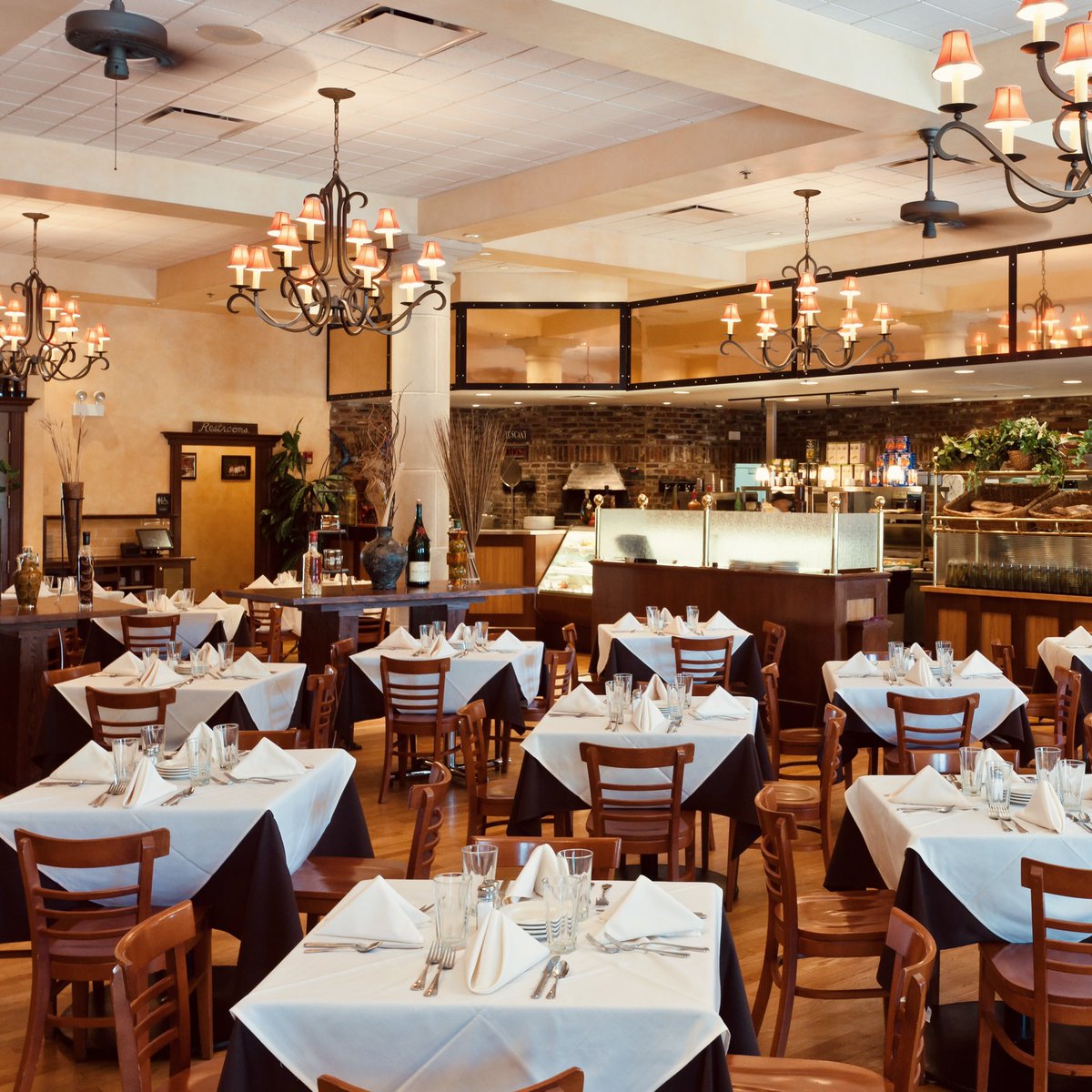 TuscanyWheeling's tweet photo. It brings us great sadness to announce that Tuscany in Wheeling will close its doors permanently after service on Sunday, January 2nd. We want to send a huge THANK YOU to our incredible staff and our wonderful guests who supported us for 22 years. https://t.co/6UfyhXuO3l