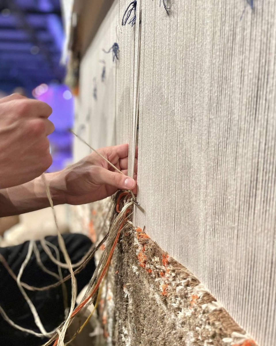 GharaLondon's tweet photo. There is between 100 and 450 knots in every square inch of a Jan Kath rug design; all meticulously crafted by hand. 

#jankath #handcrafted #handwoven #handknotted #rug #rugdesign #bespokerug #customrug #luxuryrugs #rugdesigner #sustainabledesign #sustainablerugs #contemporaryrug https://t.co/i0HTCOs8bK